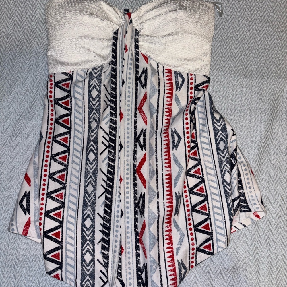 Strapless top